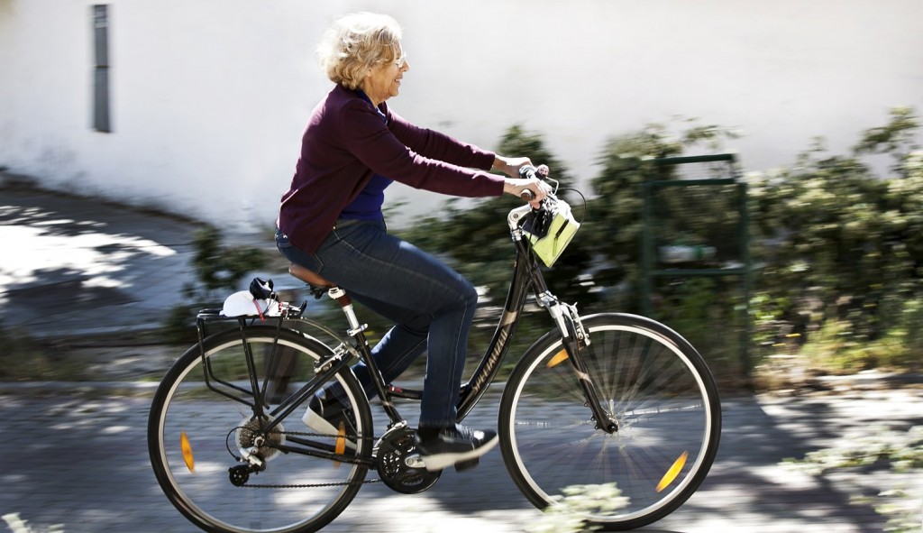Manuela en bici