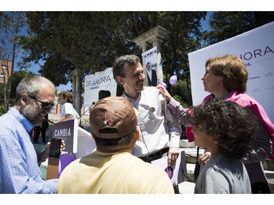La campaña de José Manuel López hace parada en su barrio