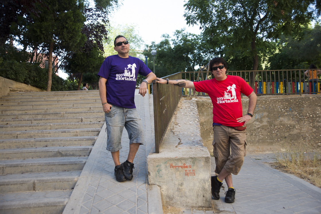 “No sabemos hacer otra cosa que dar leña”