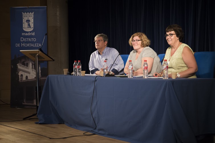 La nueva concejala se reúne con las asociaciones