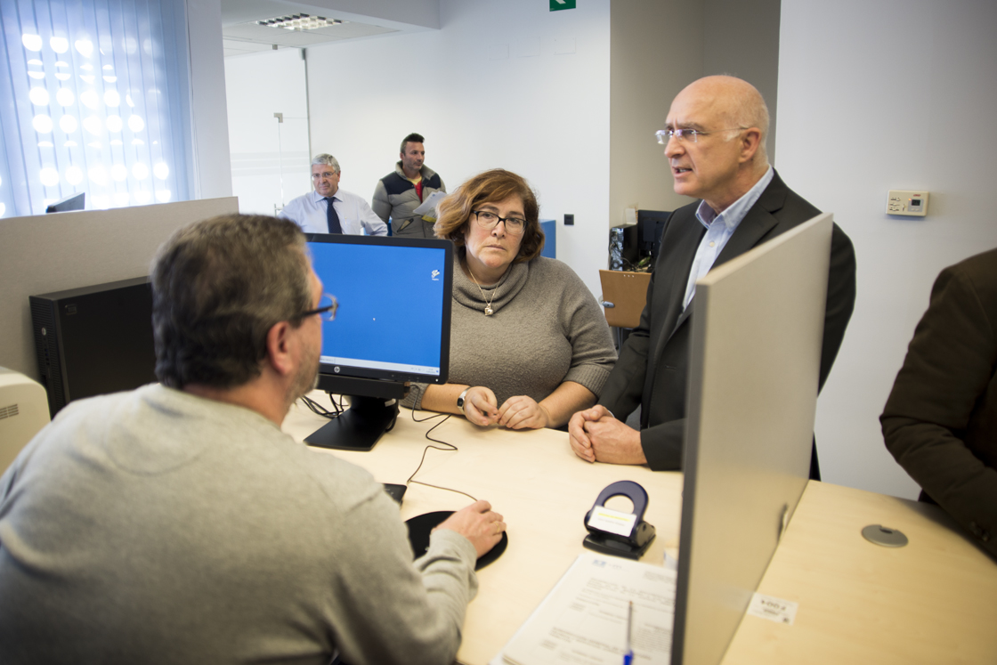 Hortaleza estrena una Oficina de Atención Integral al Contribuyente