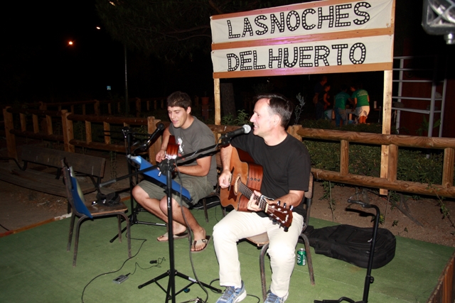 Noche de reencuentros en el huerto de Manoteras