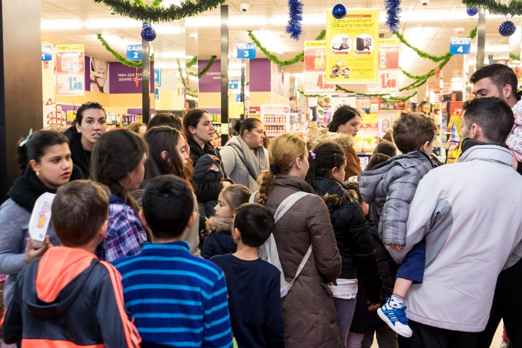 entrega-juguetes-solidarios-3