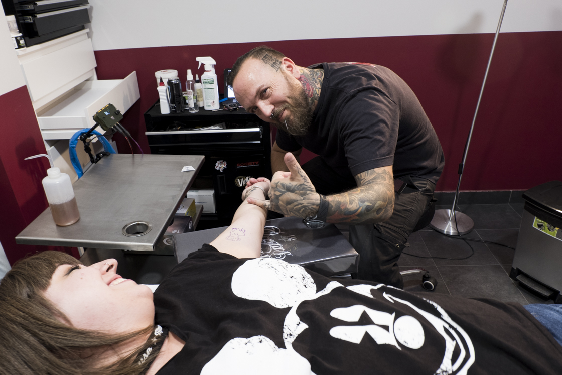 Apoyo al banco de alimentos de la asociación vecinal Canillas