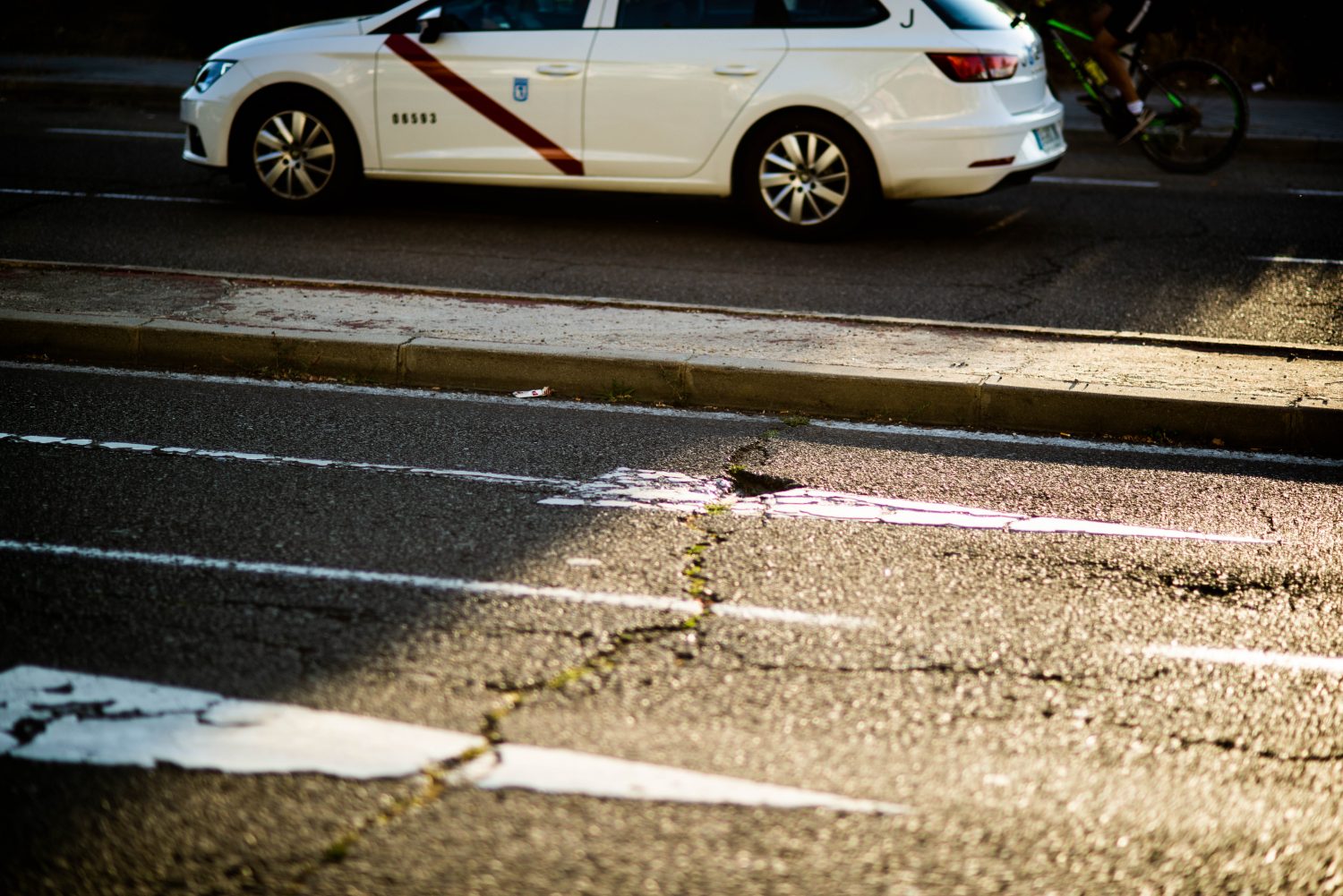 Operación asfalto para las principales calles de Hortaleza