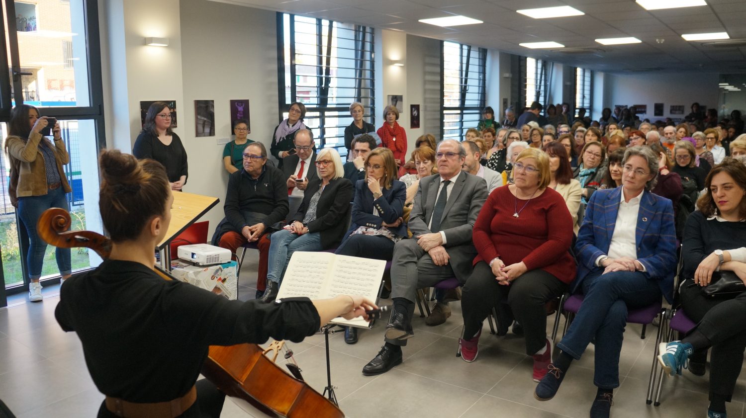 Se inaugura oficialmente el Espacio de Igualdad Carme Chacón