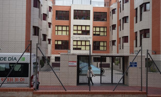 La Fiscalía denuncia a tres trabajadores de la residencia Los Nogales de Hortaleza por maltratar a dos ancianas
