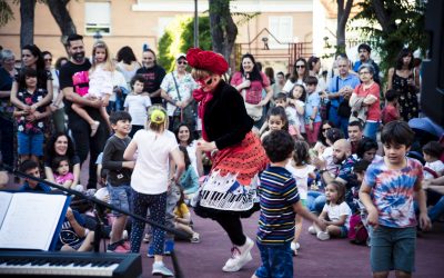 Sesión vermú y calçotada en los Jardines Josefa Arquero Hernández