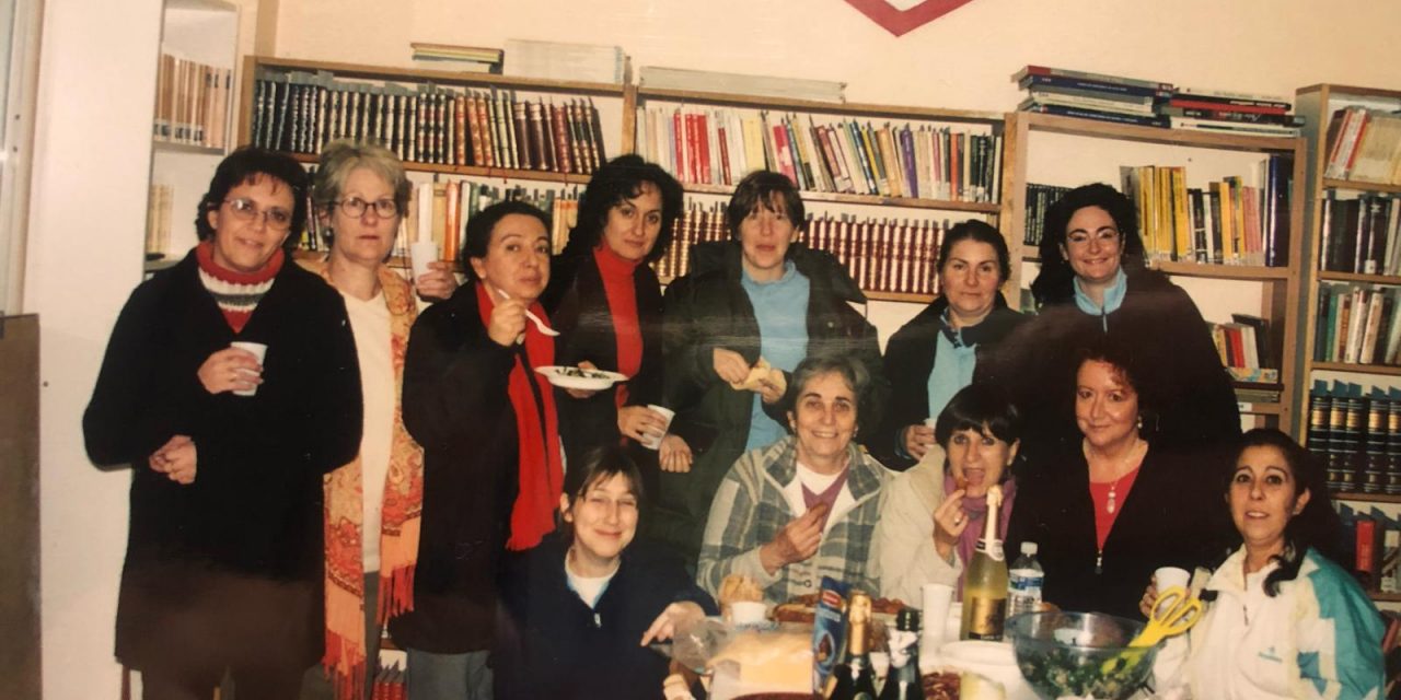 Homenaje a Maribel Carrillo, histórica del movimiento vecinal