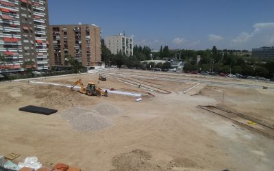 Las obras de la nueva zona verde de Villa Rosa coinciden con la temporada de piscina