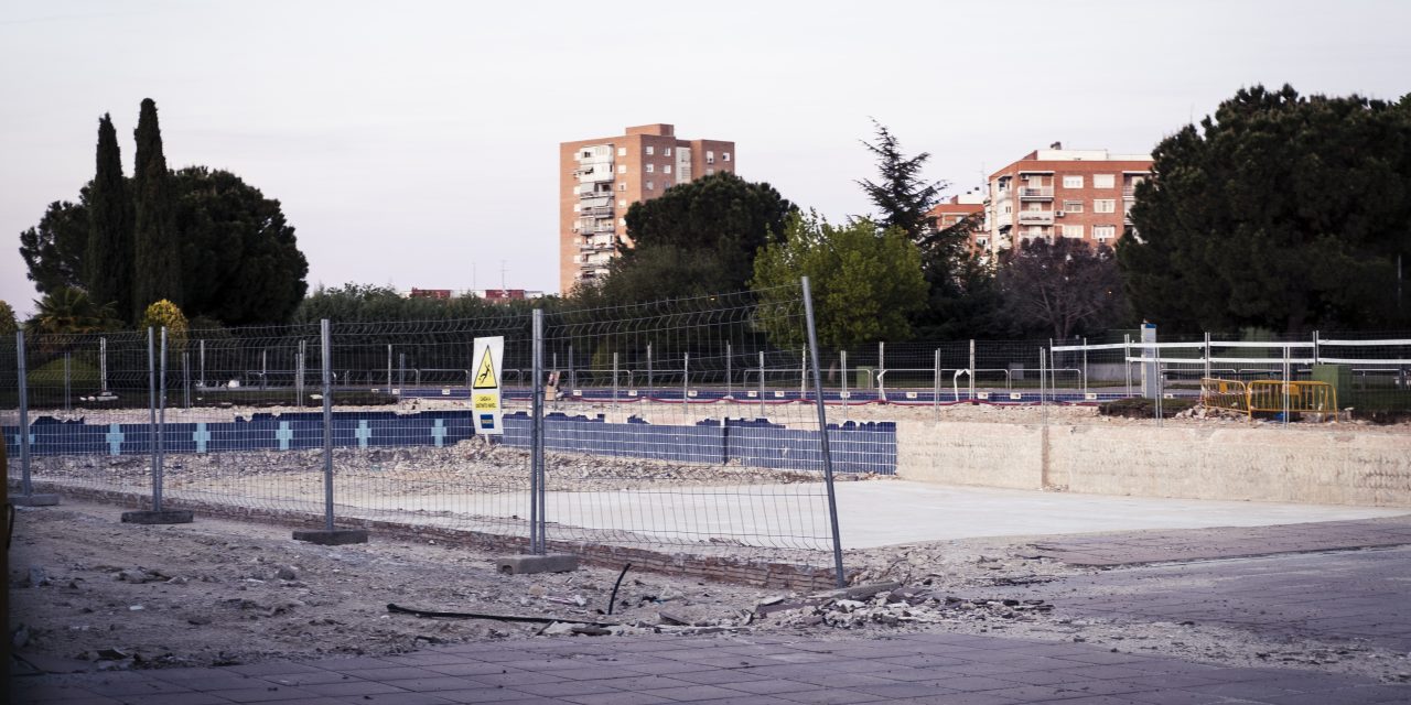 Las piscinas municipales, en julio  como pronto y a mitad de aforo