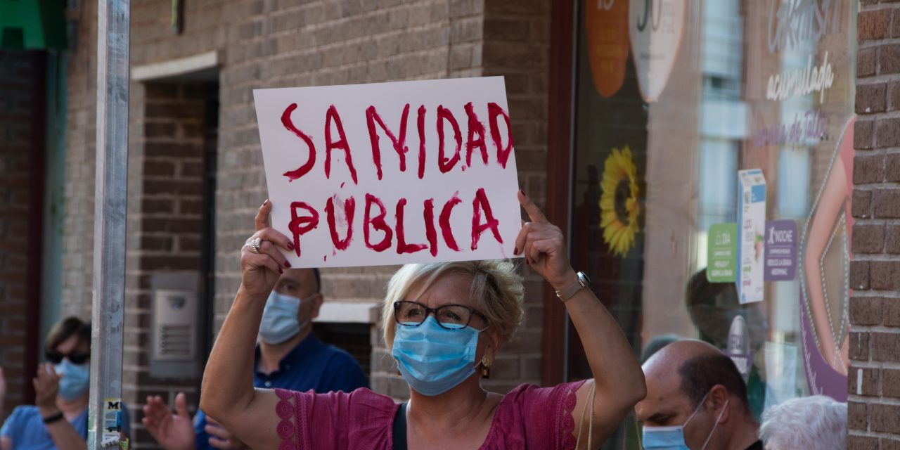 Concentraciones por la sanidad pública frente a los centros de salud de Hortaleza