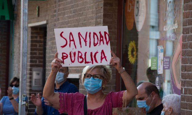 Concentraciones por la sanidad pública frente a los centros de salud de Hortaleza