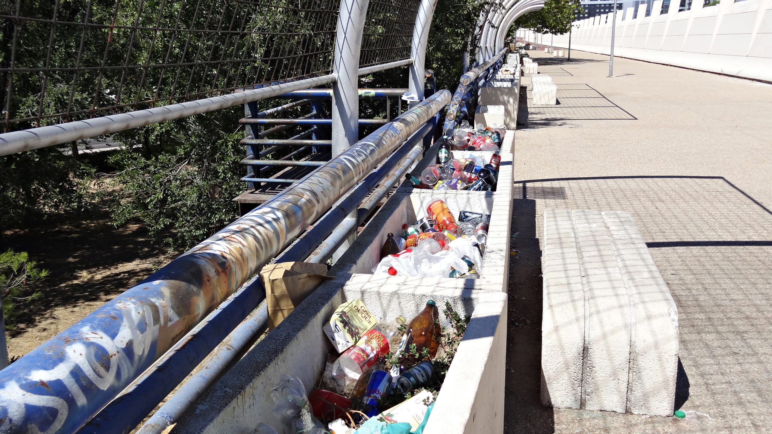 Frente al agujero scaled