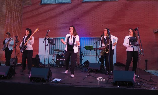 The Clams: elegantes, divertidas y muy cañeras