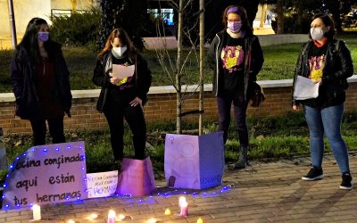 Iluminando las calles de morado contra las violencias machistas