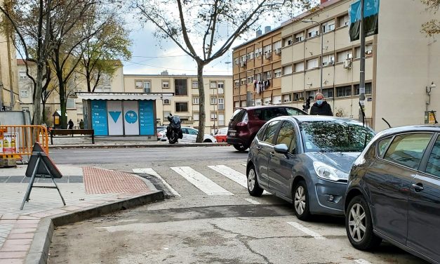 Un embudo en la calle Servator de Canillas