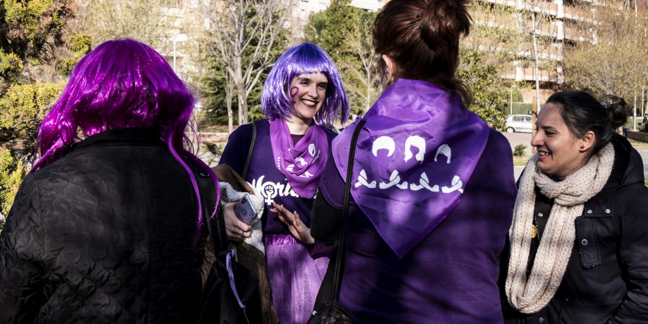 Este 8 de marzo, pasea con tu vecina