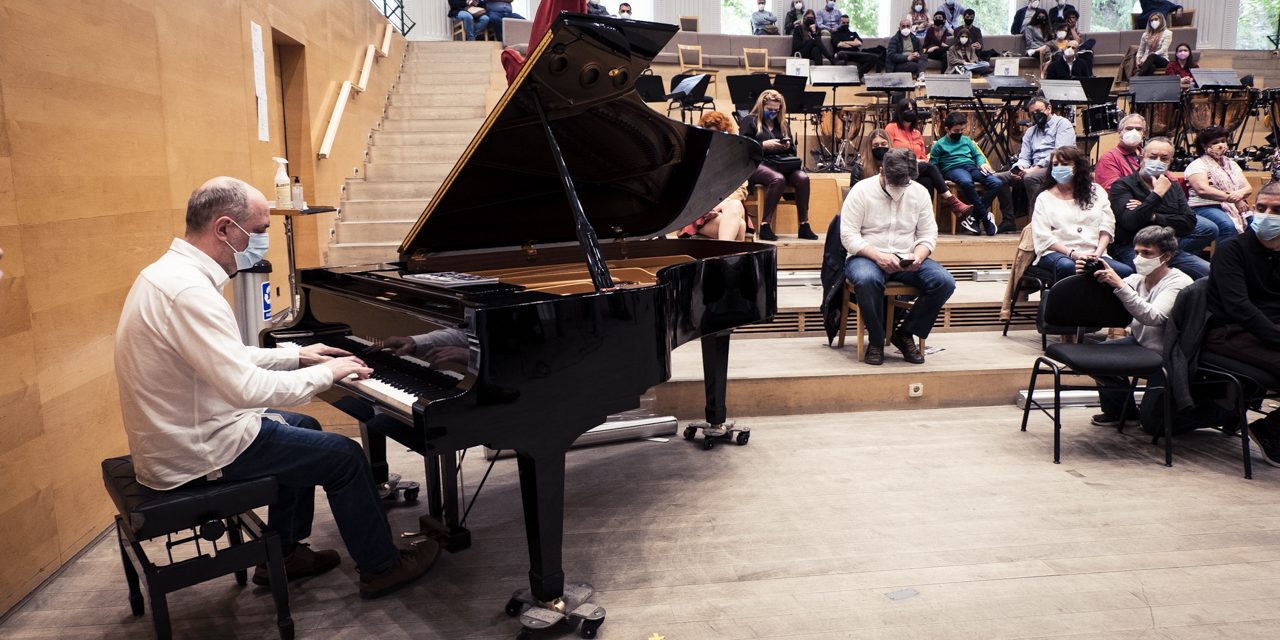 Emotiva entrega de los premios del Certamen Juan Carlos Aragoneses