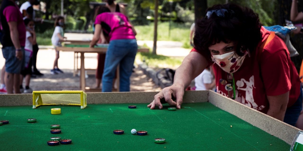 Éxito de participación en el primer torneo de fútbol chapas femenino de Hortaleza