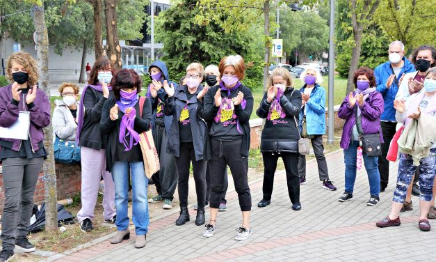 Por las que ya no están