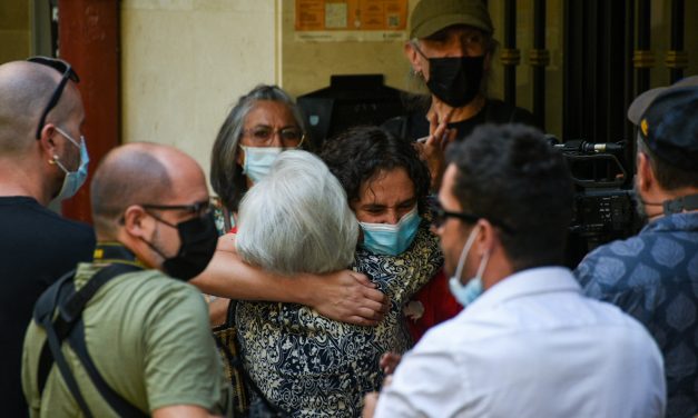Hortaleza se vuelca en defensa de Raquel
