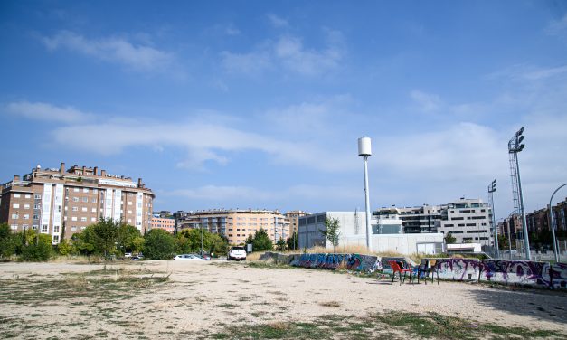 Los polideportivos de Sanchinarro y Valdebebas, pequeños y privatizados