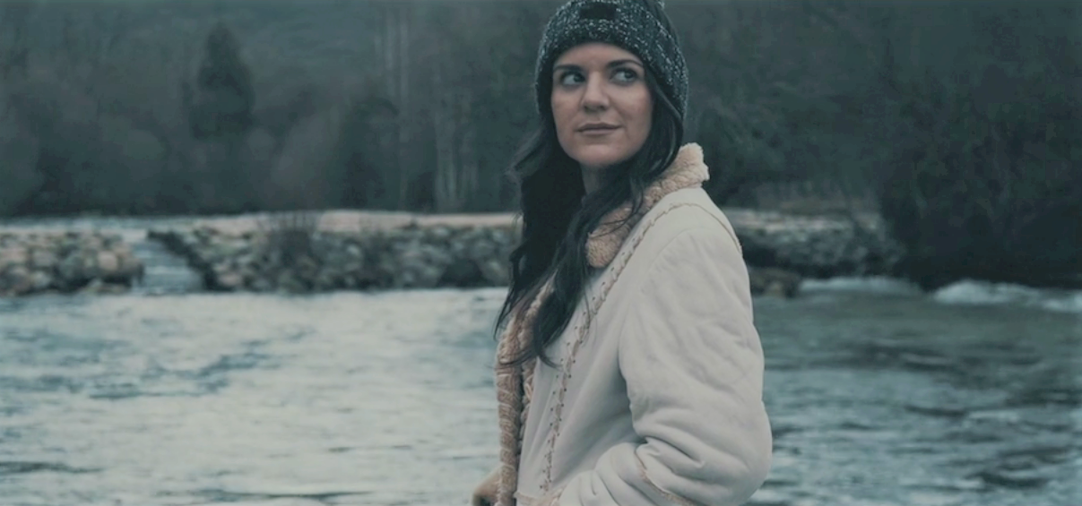 La actriz hortalina Jennifer Rubio, premio Pávez