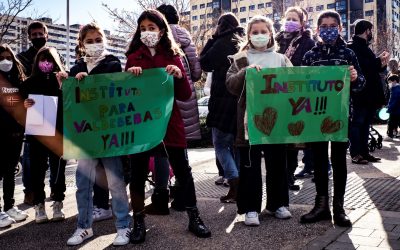 Valdebebas se moviliza por la educación pública
