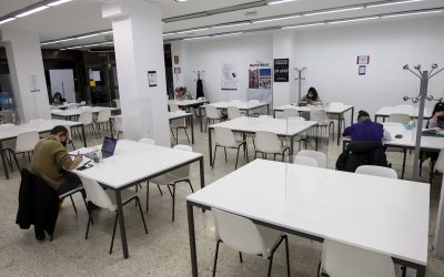 Manoteras estrena aula de estudio