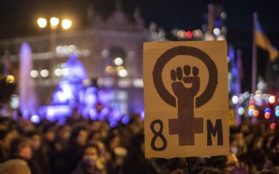 8M en Manoteras: juego «Desmontando bulos»