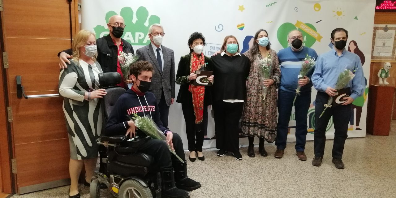 CEAPA premia a una hortalina y a un programa de Radio Enlace