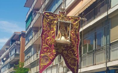 Procesión del Simpecado de la Hermandad de Nuestra Señora del Rocío