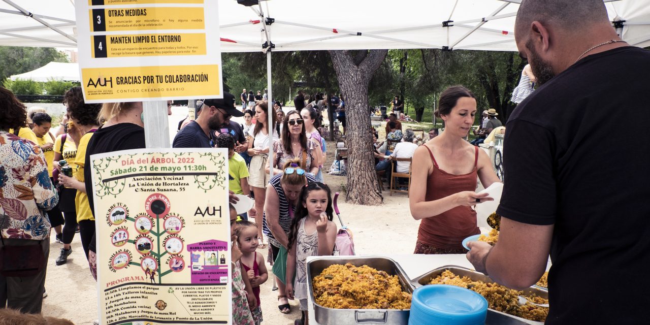 Las fiestas vecinales vuelven a las calles del distrito