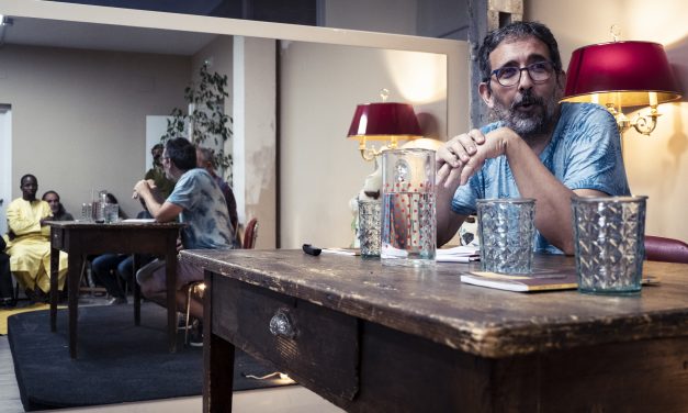 Un barrio donde habitan muchos mundos