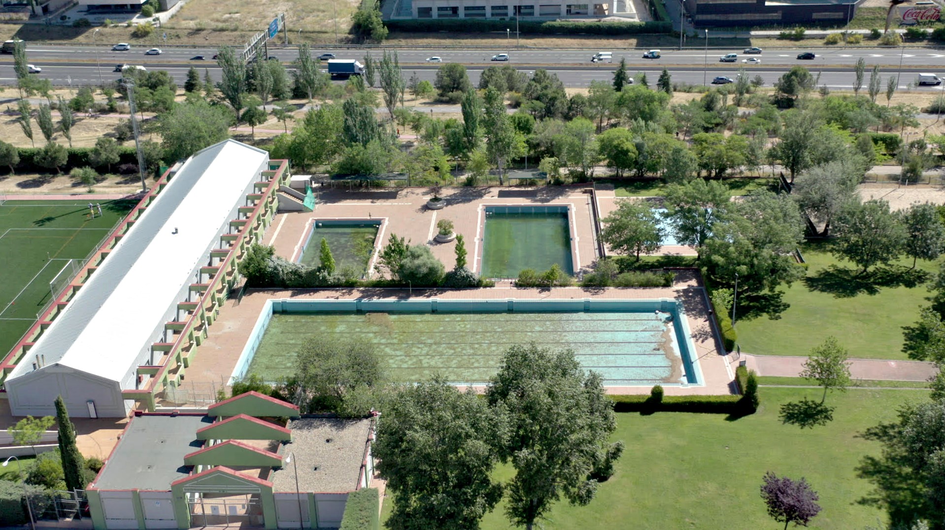 Piscinas Luis Aragones aerea
