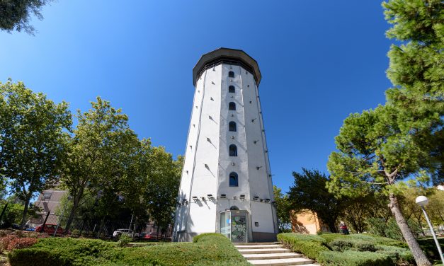 La biblioteca y el Silo, cerrados sin fecha