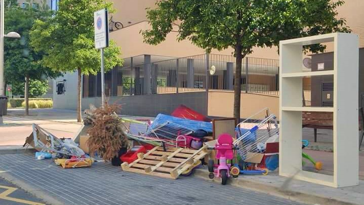 Un punto limpio móvil no es un vertedero