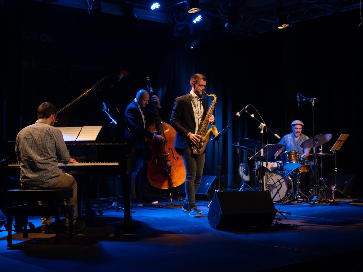 Hortalezzaj Move Quartet