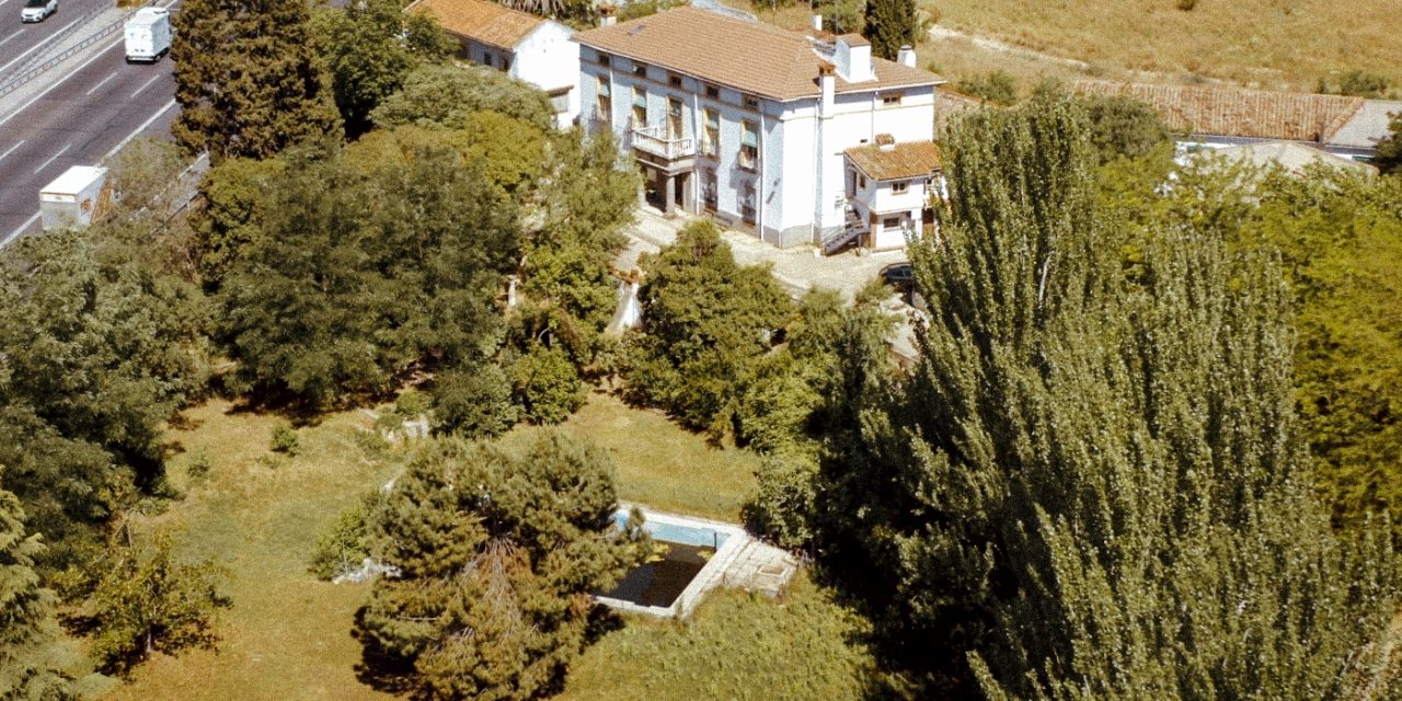 Primer paso para urbanizar Huerta de Mena