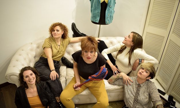 “Abrazamos el rollo ‘queer’ en todos los aspectos: en el estético, en el social y en el personal”