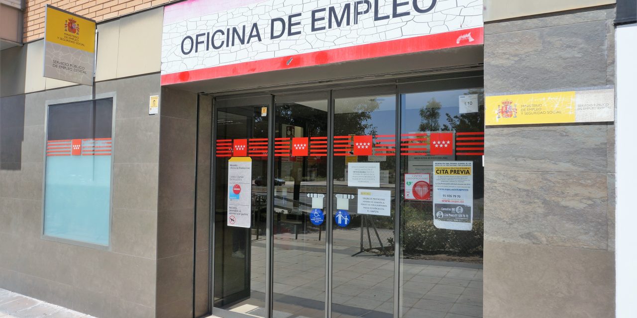 Baja el paro registrado en Hortaleza