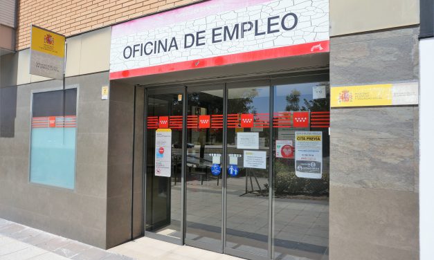 Baja el paro registrado en Hortaleza
