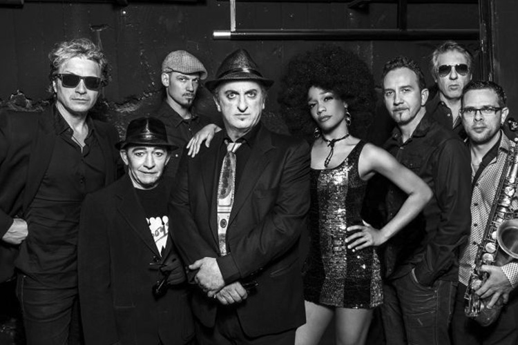 La Orquesta Mondragón