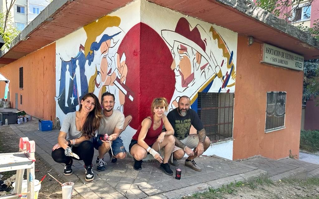Flores, plantas y un nuevo mural para la asociación de San Lorenzo