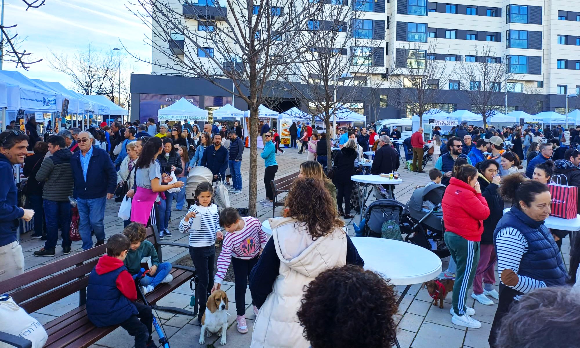 Mercado de Productores de Valdebebas mayo 2024