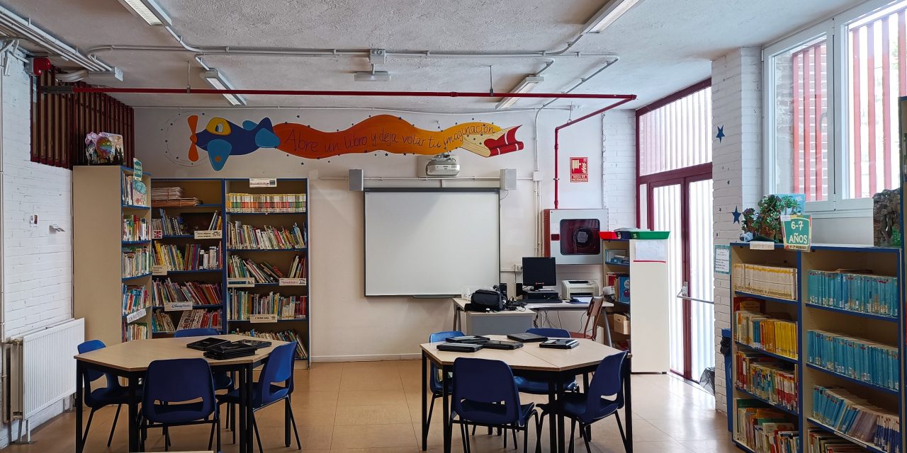 Homenaje al libro en el Garcilaso de la Vega