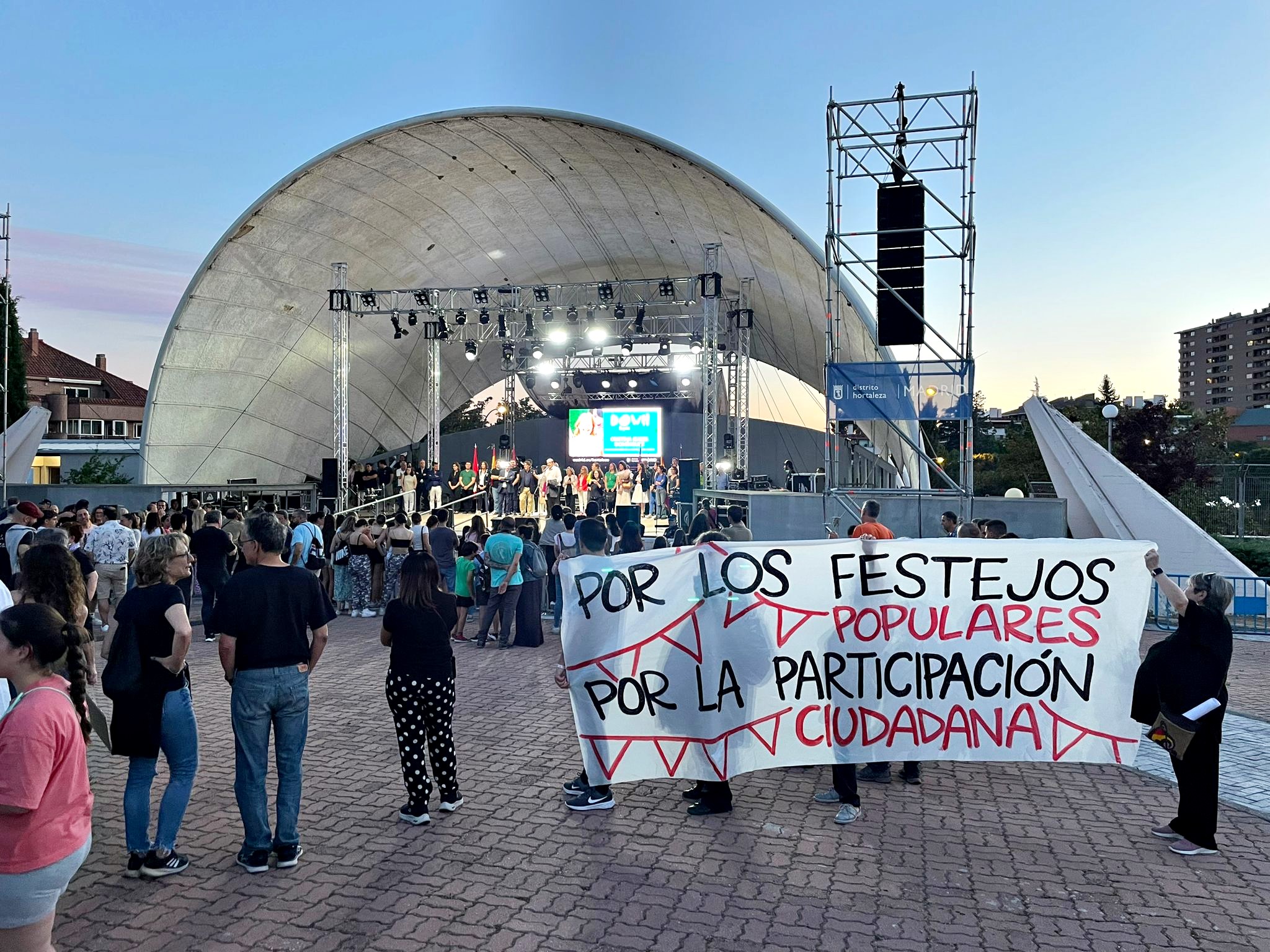 Protesta pregon Adrian Alonso