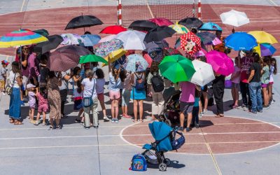 Los colegios son parrillas al sol