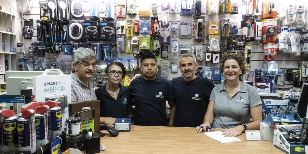 Ferretería Domínguez, más de 50 años asesorando al vecindario